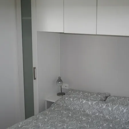 Cuirt Seoige, City Apartment *